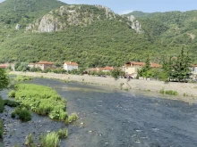 Извънредна ситуация с високи води на река Въча край Пловдив