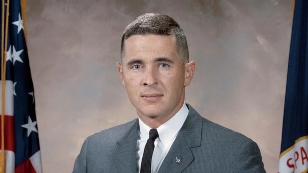 Уилям Андерс астронавт на НАСА част от екипажа на Аполо
