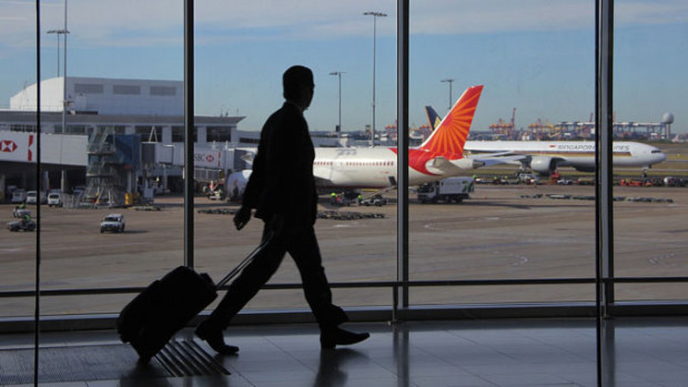 Шест регионални летища във Великобритания временно ще въведат отново забрана