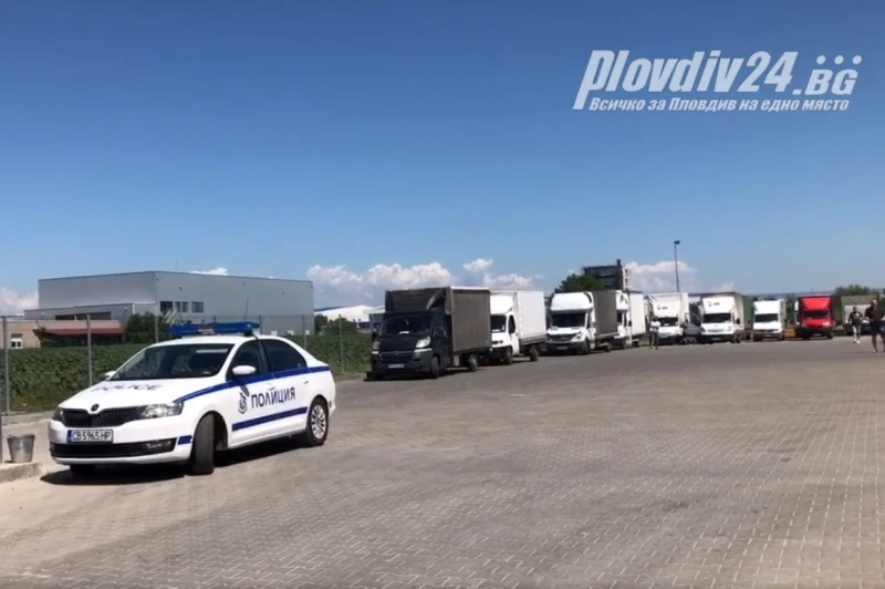 Започна транспортирането под полицейски съпровод на машините за гласуване