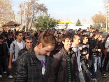 И учениците от Пазарджик излизат на протест