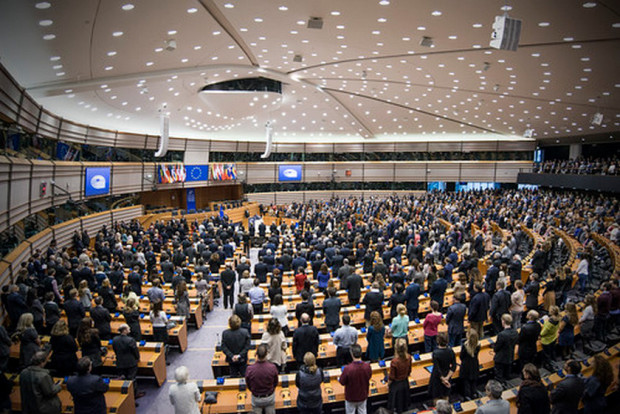 Избирателите ще гласуват за 17 членове на Европейския парламент от