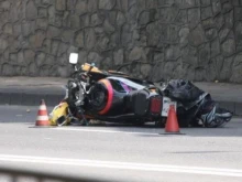 Мотоциклет с пловдивска регистрация се блъсна в мост, водачът загина