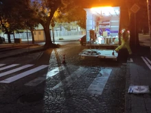 В Пловдив боядисаха пешеходна пътека в 22.00 часа, без да спират движението
