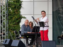 С концерт на маестро Антони Дончев и любими музиканти бе открит фестивалът "Цветовете на джаза" 2024