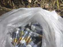 Прокуратурата се зае с пласьорите на дрога, крили капсулите с канабис в гората в Разградско