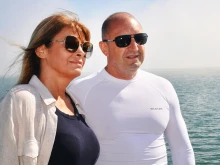 Президентът и съпругата му ще посетят военния полигон край Шабла