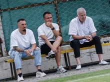 Наско Сираков изгледа първата тренировка на Левски