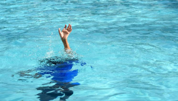 TD 4 годишно момиченце оставено без надзор се е удавило в