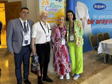 Екип от МУ-Варна участва в международна научна среща по ринология в Турция