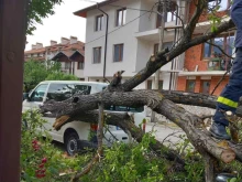 Мощна буря връхлетя курорт в Югозападна България