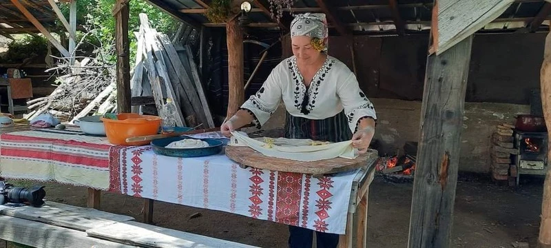 В симитлийско село възраждат стара българска традиция