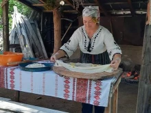 В симитлийско село възраждат стара българска традиция