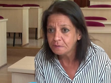 Зов за помощ: Майка се нуждае от средства за лечение в чужбина