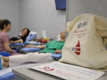 Десетки дариха кръв във ВМА в Деня на кръводарителя