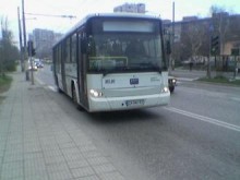 Снегът стана причина за фрапантна ситуация в градски автобус