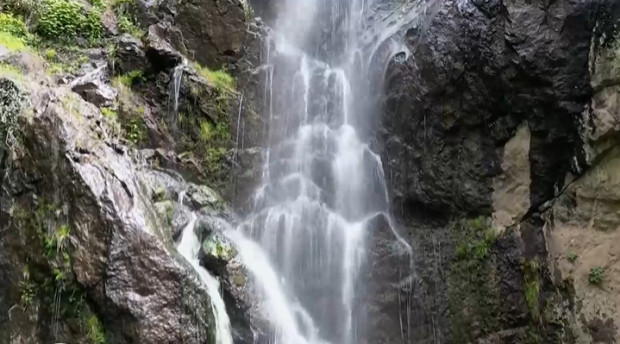 Ники Василковски събра картини на най красивите водопади в Родопите