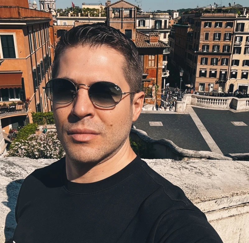 Подиграван, мамен, а за капак и смърт - тежката изповед на Иво Аръков