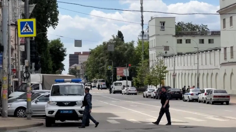 Шестима обвиняеми за връзки с ИДИЛ взеха заложници в Ростов на Дон