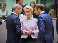 Лидерите на ЕС обсъждат разпределението на ръководните длъжности на неформална среща
