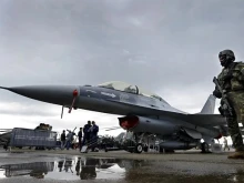 The Times: САЩ "умишлено забавят" обучението на украински пилоти за F-16