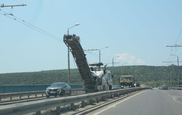 Рехабилитацията на Аспаруховия мост ще продължи след 20 часа днес