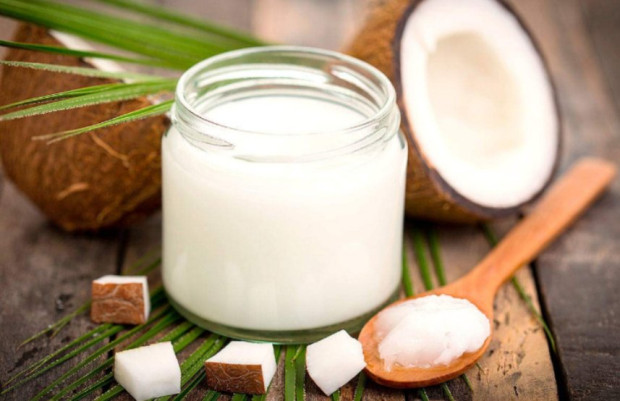 Кокосовото масло е известно със своите изключителни ползи за здравето