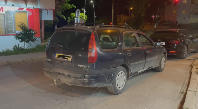 Уволниха пияния полицай, който се заби в кола с майка с дете във Велико Търново