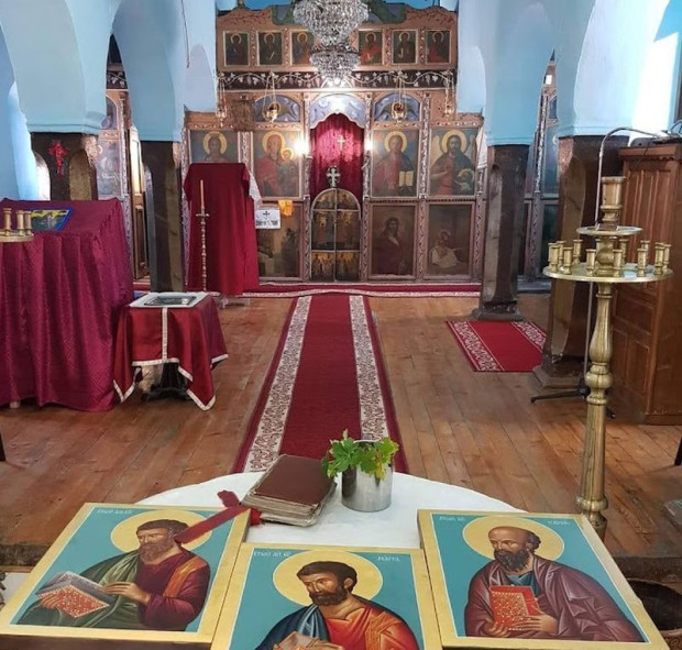 На 21 ви юни православната църква почита имения ден на всички