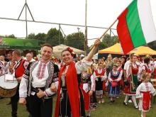 Ягодово пее и танцува на Петровските празници