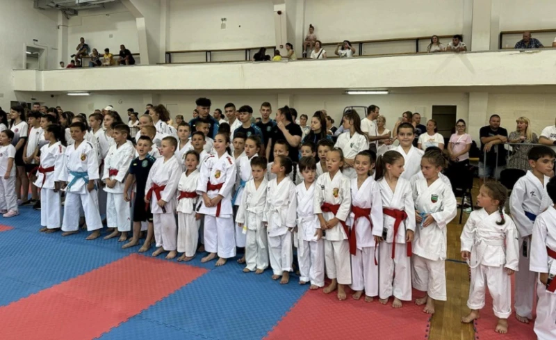 Над 300 каратисти на турнир в Кюстендил