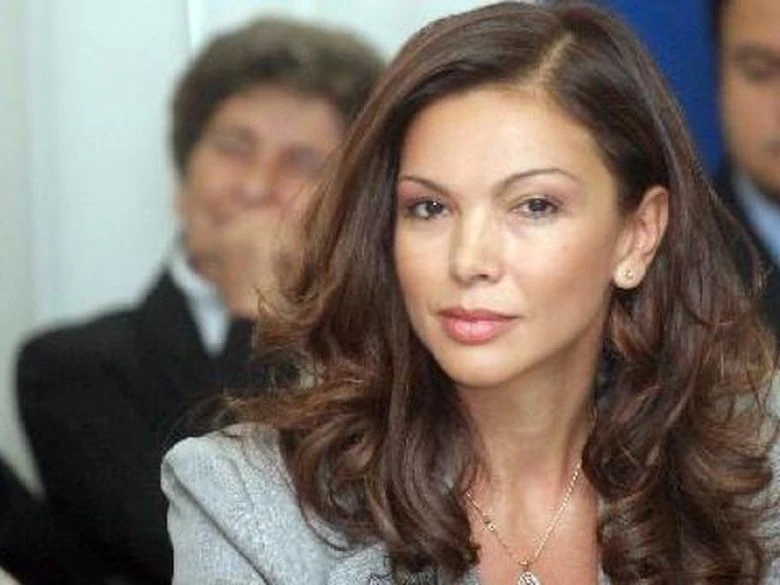 Красиво, но позабравено лице от телевизията днес става на 59