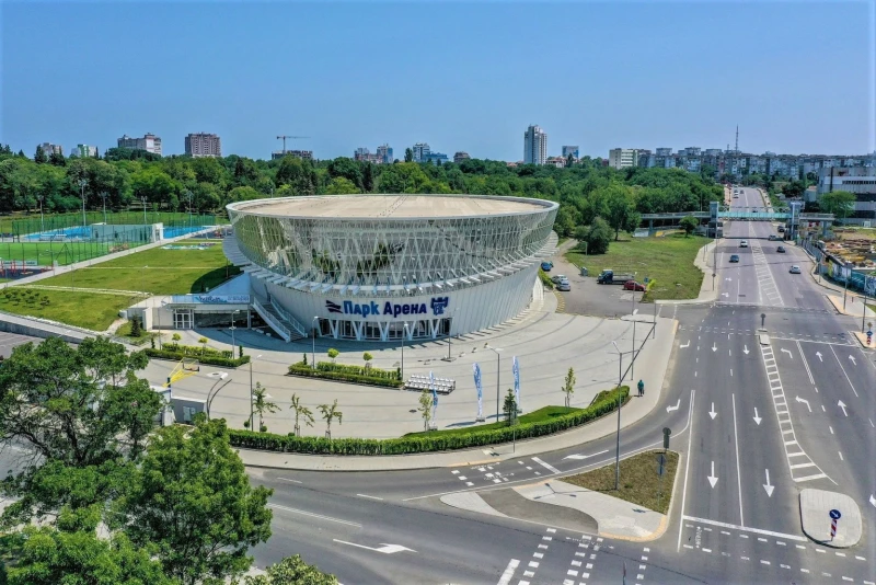 Ще има фотоволтаична централа върху покрива на басейна в "Славейков" в Бургас