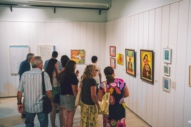 Навръх Свети дух в Ямбол откриха 19-ата изложба на местни творци, посветена на градския празник