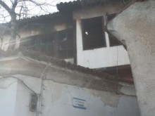 Майстор на гайди е с опасност за живота след пожар, причинен от газова бутилка 