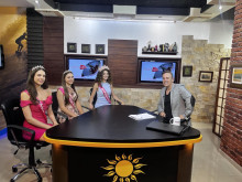 Царица Роза 2024 Неделина Неделчева и подгласничките й ще гостуват в телевизионно предаване
