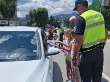 Деца и полицаи от Смолян със съвместно събитие по повод Деня за безопасност на движението по пътищата