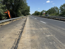 Пускат движението по ремонтираното платно на пътя "Сарафово" – Бургас