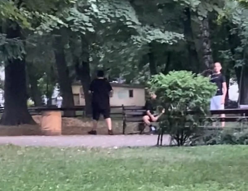 Пубери с нагло и арогантно поведение в Пловдив