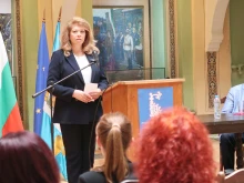 Вицепрезидентът от Пловдив: Българистиката има бъдеще, интересът към нея ще нараства