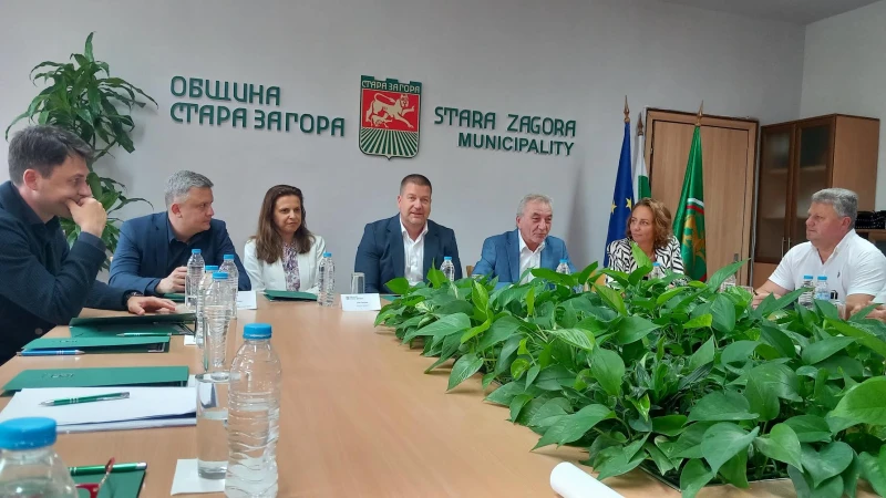 Министър Карадимов: Благодарение на кмета, Стара Загора спечели проект за 14 млн. лв. за Индустриалния парк