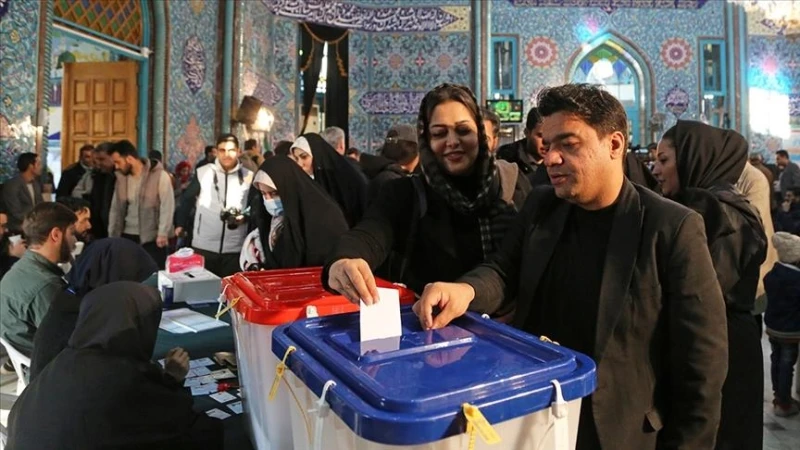 След преброяването на 24,5 милиона гласа: В Иран ще се проведе втори тур на президентските избори