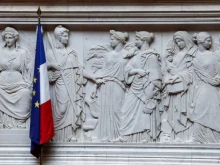 Избори с висок залог във Франция: Крайната десница на Марин льо Пен може да триумфира