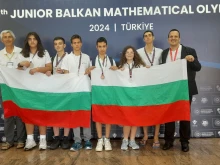 Шестима български ученици се завърнаха с медали от Балканската олимпиада по математика
