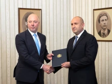 Президентът подписа указа, с който предлага на депутатите да изберат Росен Желязков за премиер