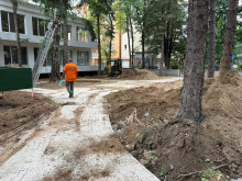 Усилени ремонтни дейности протичат в Лозенец, възобновяването на градинка "Тбилиси" е по план