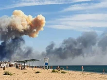 След експлозии в Крим: ВМС на Украйна призоваха руските туристи да напуснат полуострова