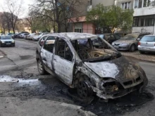 Криминално проявен мъж е задържан за палеж на коли в Сливенско