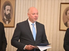 Парламентът решава за кабинета "Желязков": Ще има ли България редовно правителство?