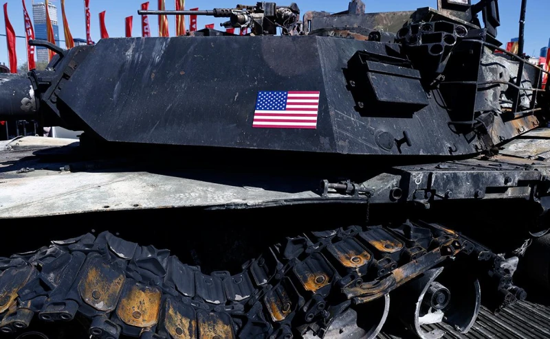 Руските артилеристи са унищожили танк Abrams с високоточен боеприпас "Краснопол"